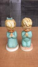 M.I. HUMMEL FIGURINE "PRAYING BOY" & "PRAYING GIRL