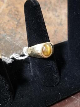 14k Gold Ring w/ Gemstone - 9.6 Grams