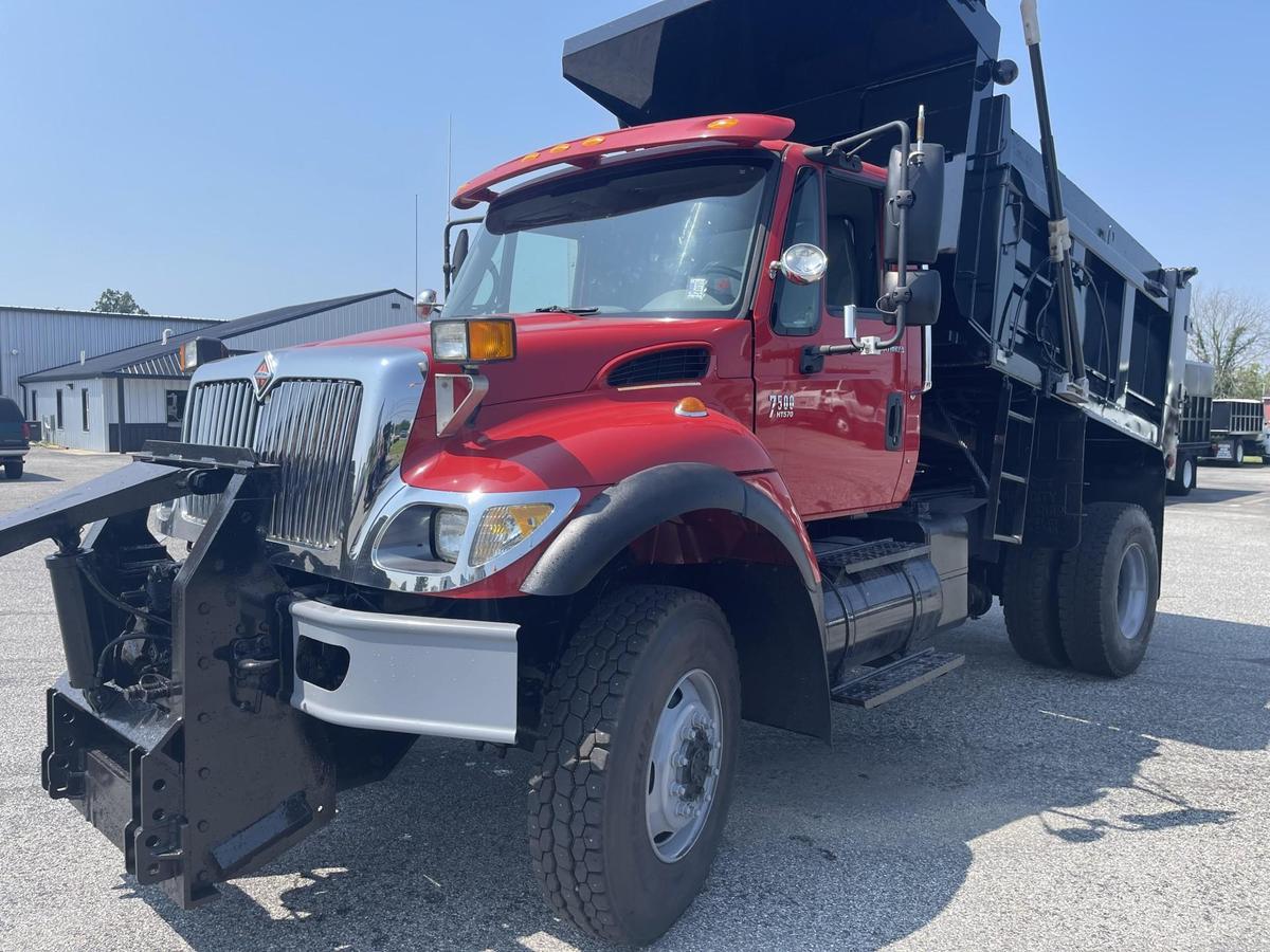 2006 INTERNATIONAL 7600 DUMP TRUCK VN:1HTWMAZR26J286350 4x4, powered by Navistar HT570 diesel