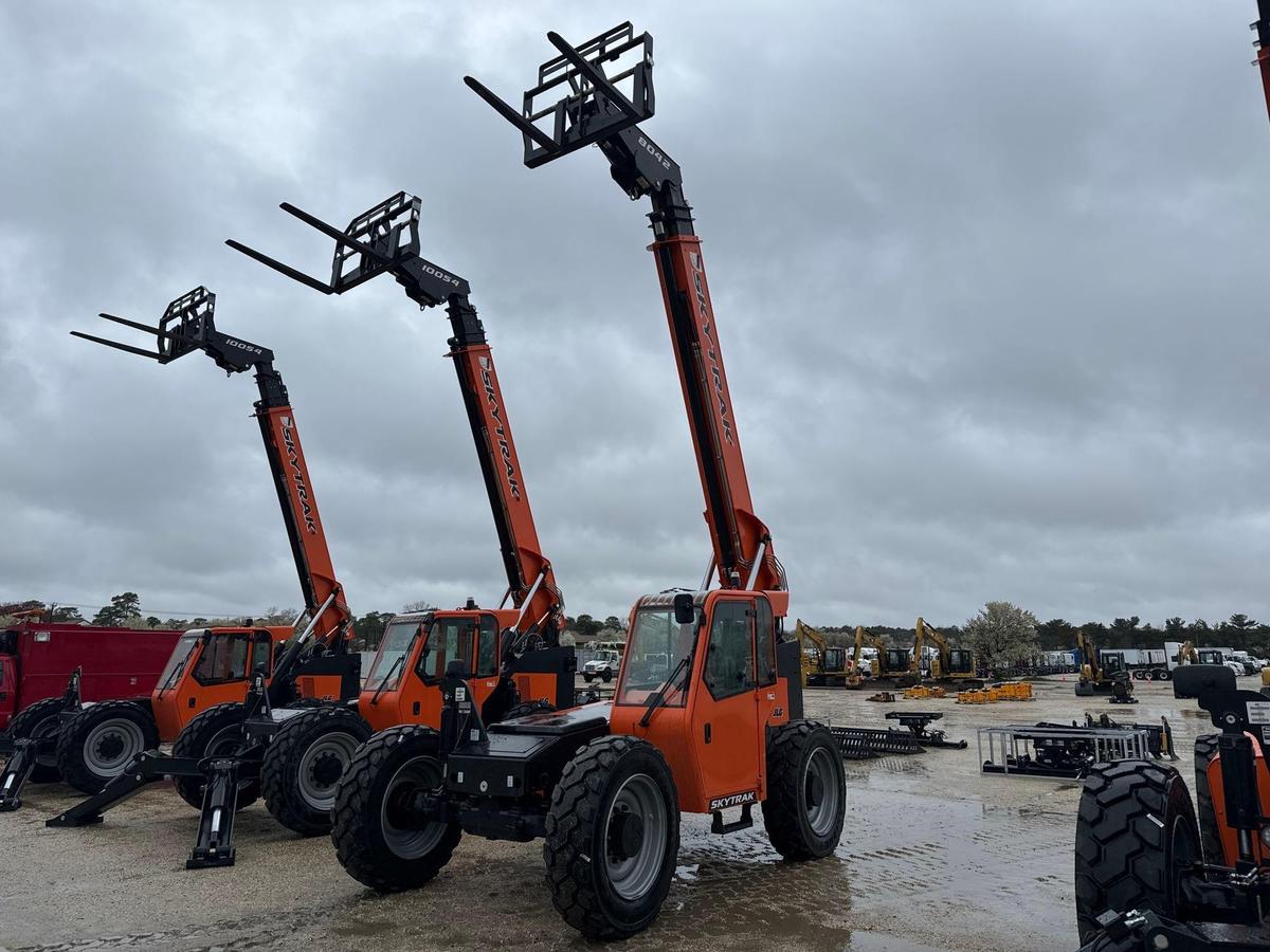 NEW UNUSED 2023 SKYTRAK 8042 TELESCOPIC FORKLIFT SN;0160130257 4x4, powered by Cummins diesel