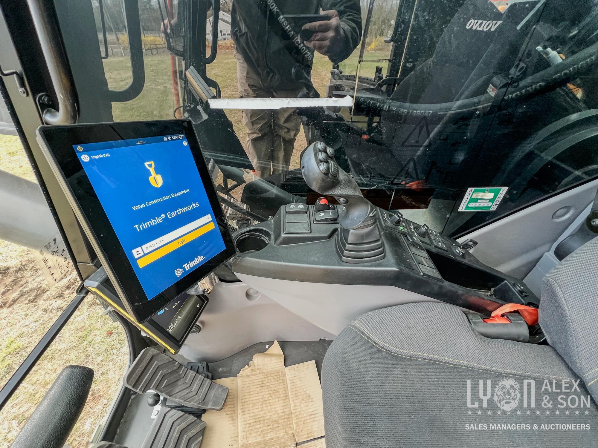 2022 VOLVO EC550EL HYDRAULIC EXCAVATOR SN-00075... ...powered by diesel engine, equipped with Cab, a