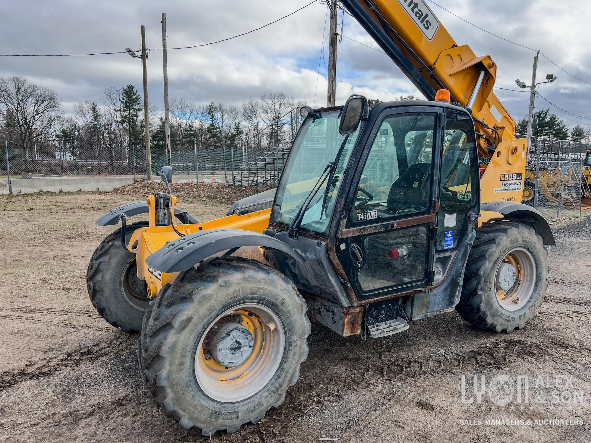 2016 JCB 509-42S TELESCOPIC FORKLIFT SN:10496064 4x4, powered by diesel engine, equipped with EROPS,