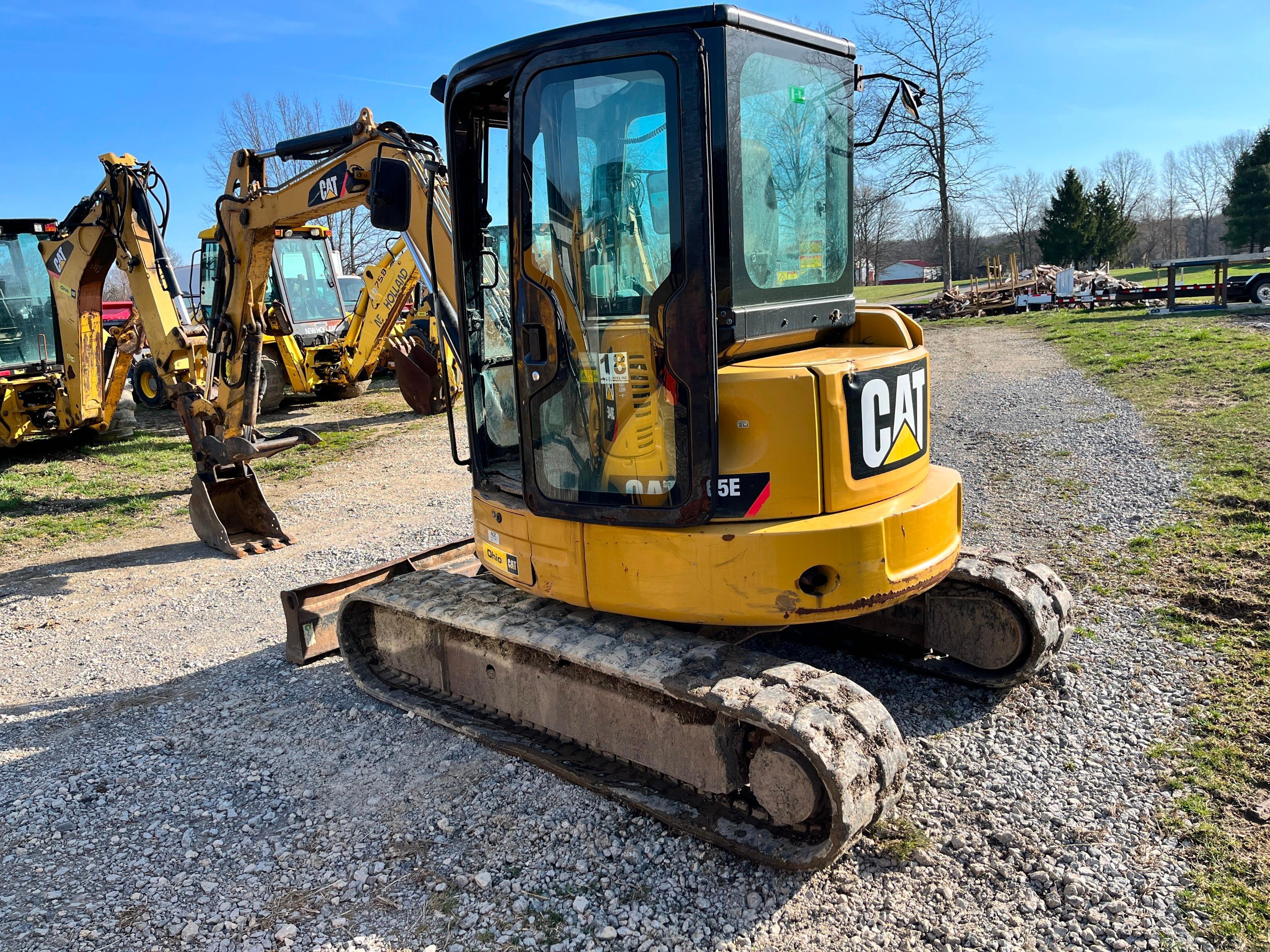 2014 CAT 305ECR HYDRAULIC EXCAVATOR SN:XFA03486 powered by Cat C2.4 diesel engine, equipped with