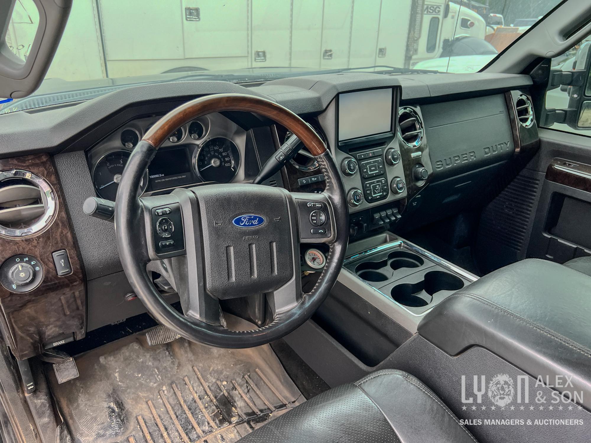 2014 FORD F250 PLATNIUM PICKUP TRUCK VN:1FT7W2BTXEEA31718 4x4, powered by 6.7L diesel engine,