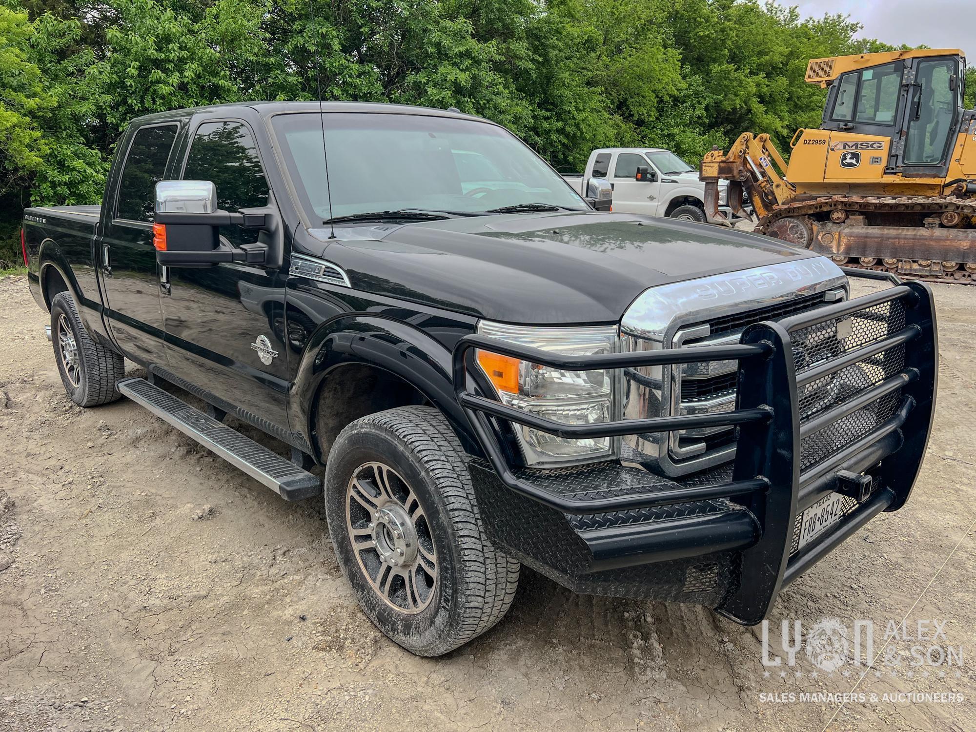 2014 FORD F250 PLATNIUM PICKUP TRUCK VN:1FT7W2BTXEEA31718 4x4, powered by 6.7L diesel engine,