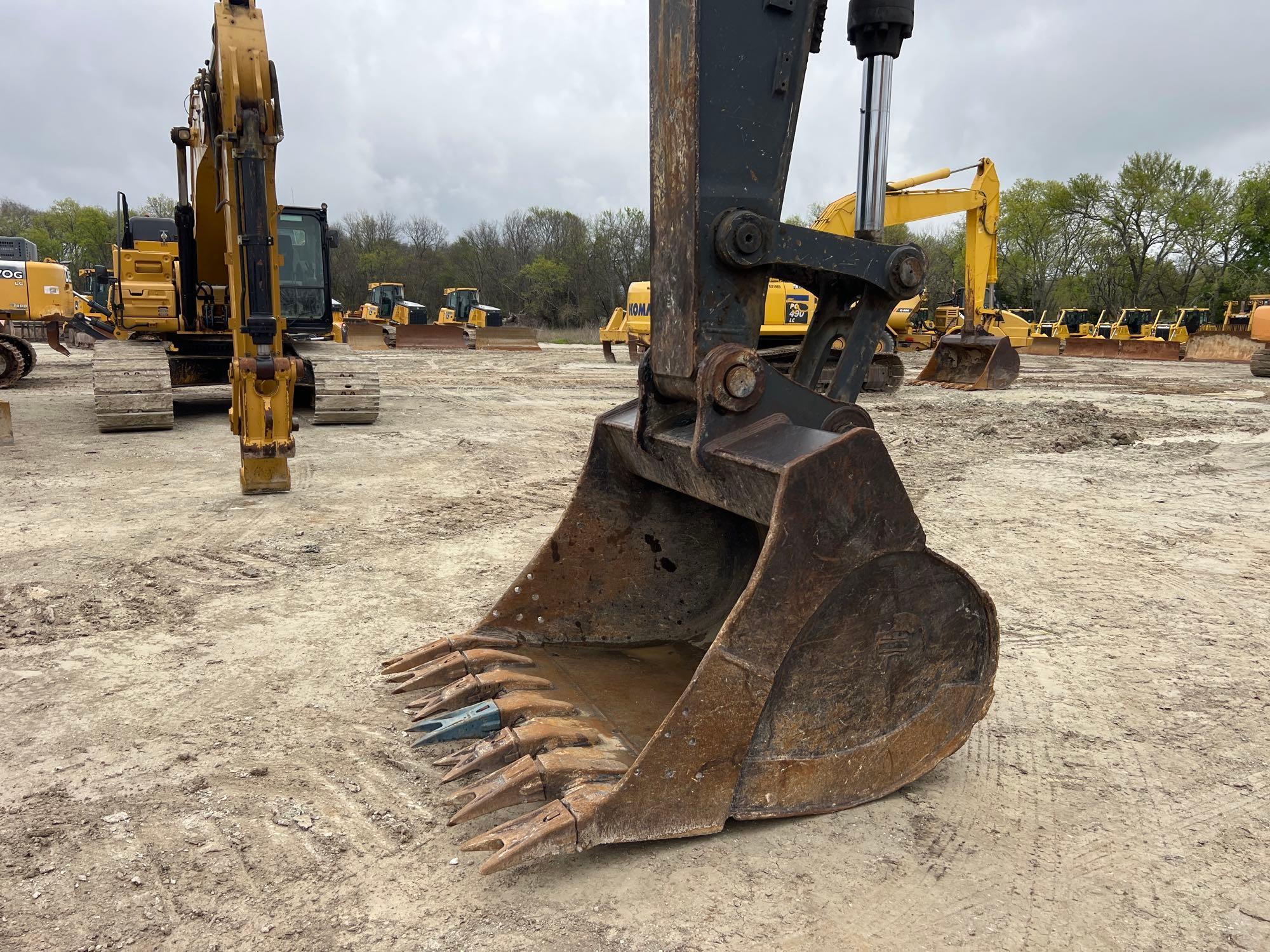 2014 JOHN DEERE 470GLC HYDRAULIC EXCAVATOR SN:1FF470GXVCE470652 powered by Isuzu AL-6UZ1X diesel