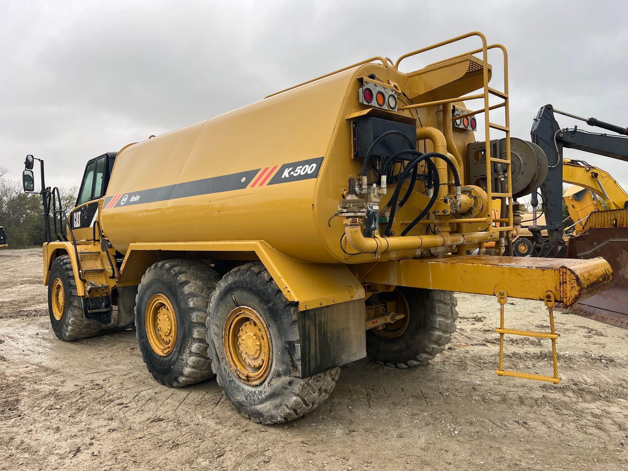 2012 CAT 725 WATER TRUCK SN:CAT00725EBIL02882 6x6, powered by Cat diesel engine, equipped with Cab,