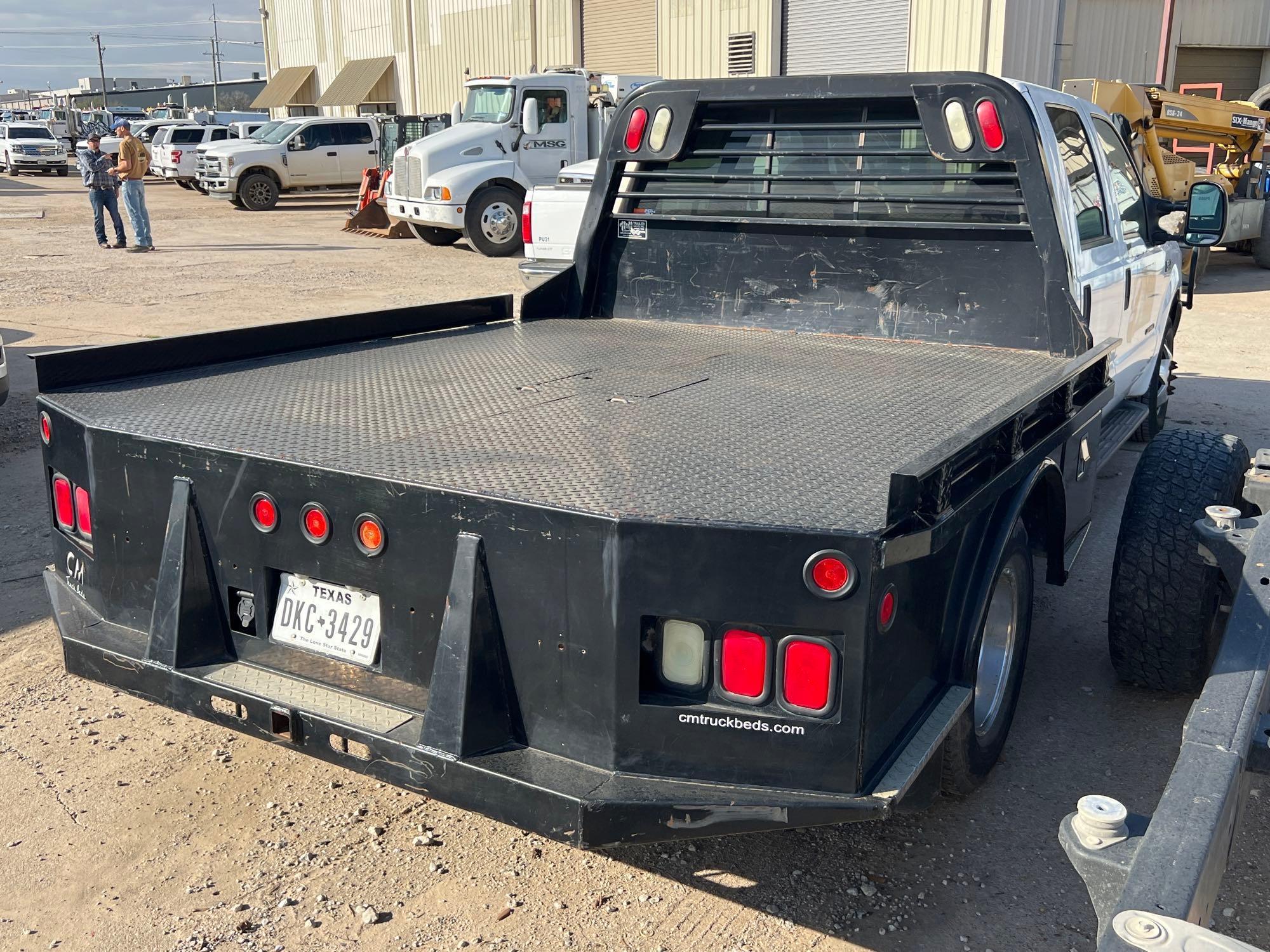 2000 FORD F350 LARIAT PICKUP TRUCK VN:1FTWW32F9YED65349 powered by 7.3L diesel engine, equipped with