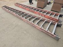 WERNER FIBERGLASS STEP LADDER SUPPORT EQUIPMENT