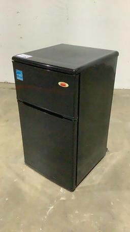 Dayton Mini-Fridge 20H149 115 Volts, 1.3 Amps