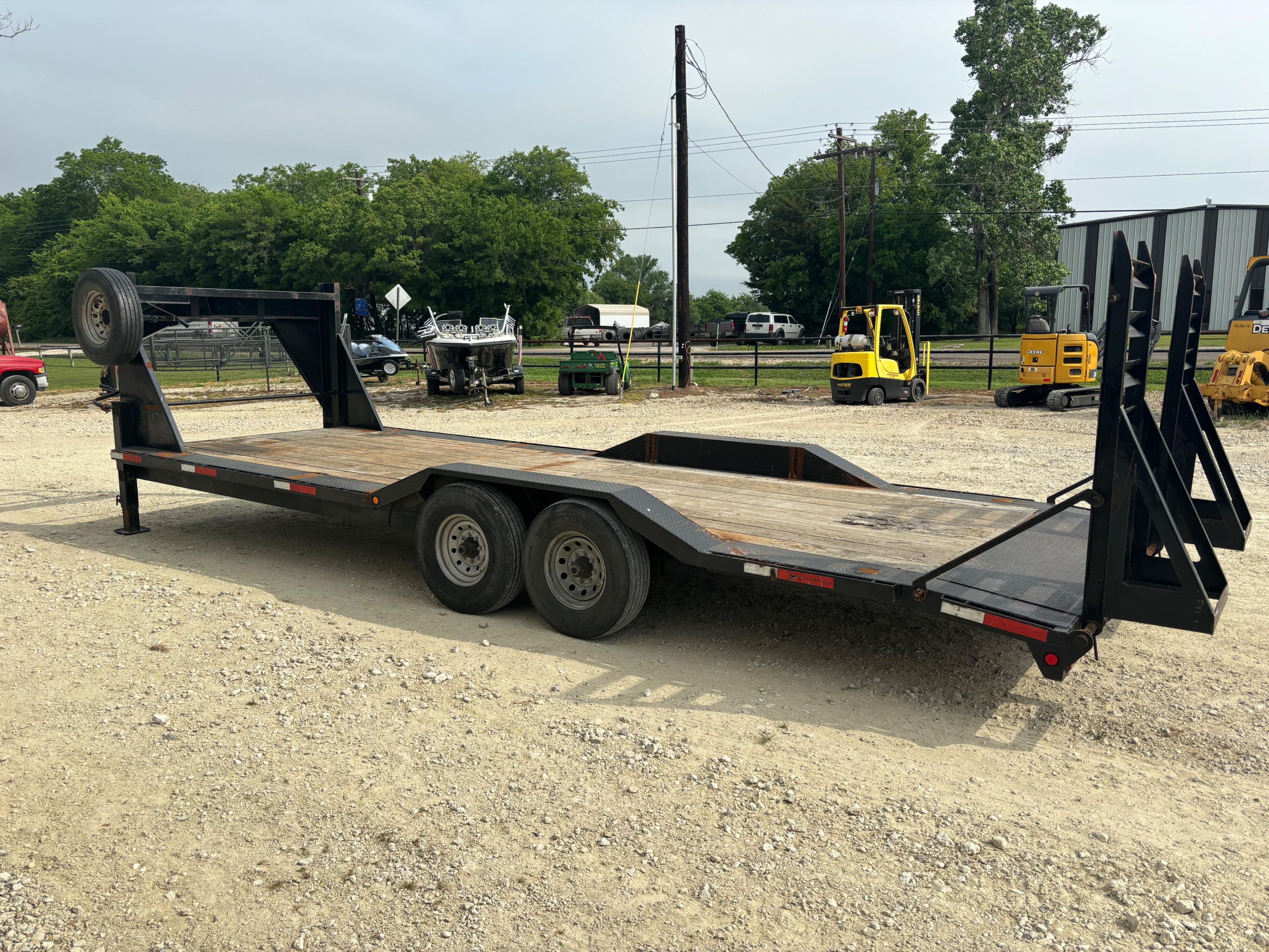 2020 - AmeriTrail Ranch King Gooseneck Flatbed Trailer- 24'