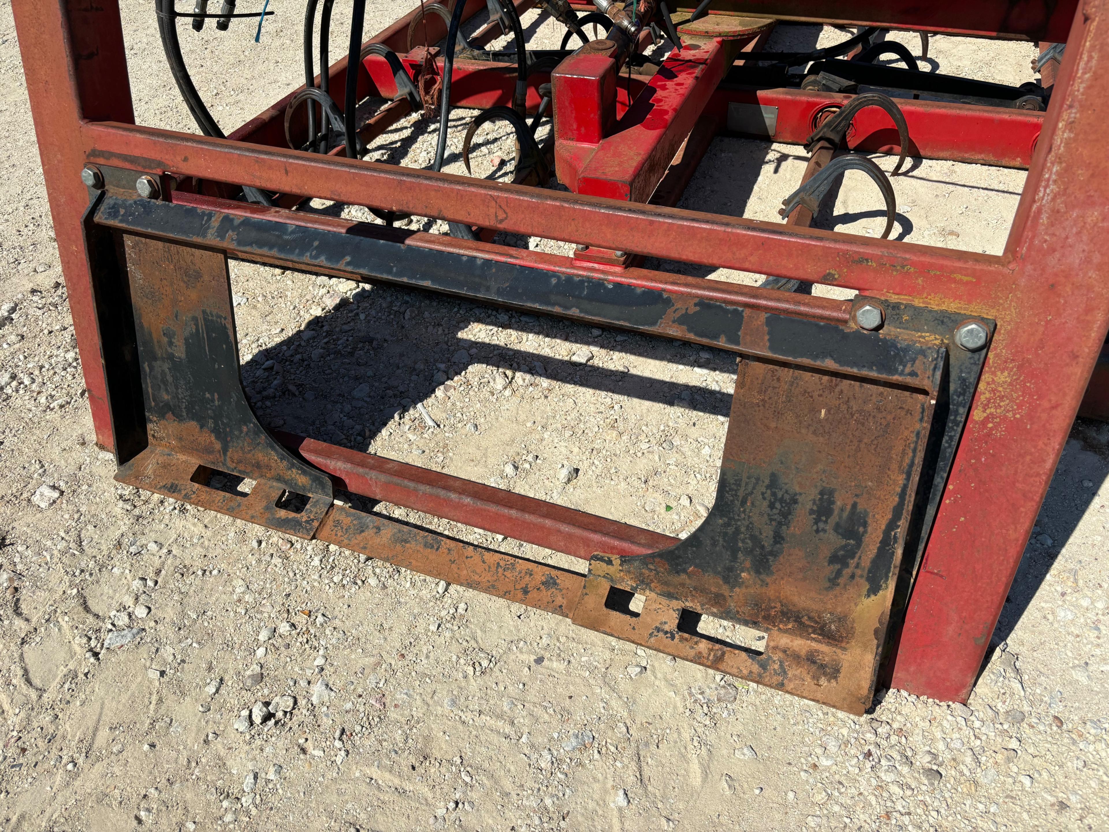 Skid Steer Style Hydraulic Hay Accumulator Grapple