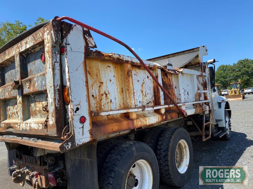 2005 INTERNATIONAL 4400 DUMP TRUCK