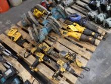 LOT: DEWALT 1/2" 0-850 RPM VSR Ddrill 3 Wire Plug 7.8 AMP, Dewalt 20V MAX * XR 3-Speed BL Impact