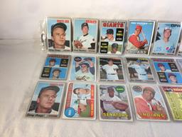 Lot of 18 Pcs Collector Vintage  MLB Baseball  Sport Trading Assorted Cards & Players - See Photos