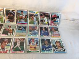 Lot of 18 Pcs Collector Vintage  MLB Baseball  Sport Trading Assorted Cards & Players - See Photos