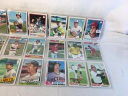 Lot of 18 Pcs Collector Vintage  MLB Baseball  Sport Trading Assorted Cards & Players - See Photos