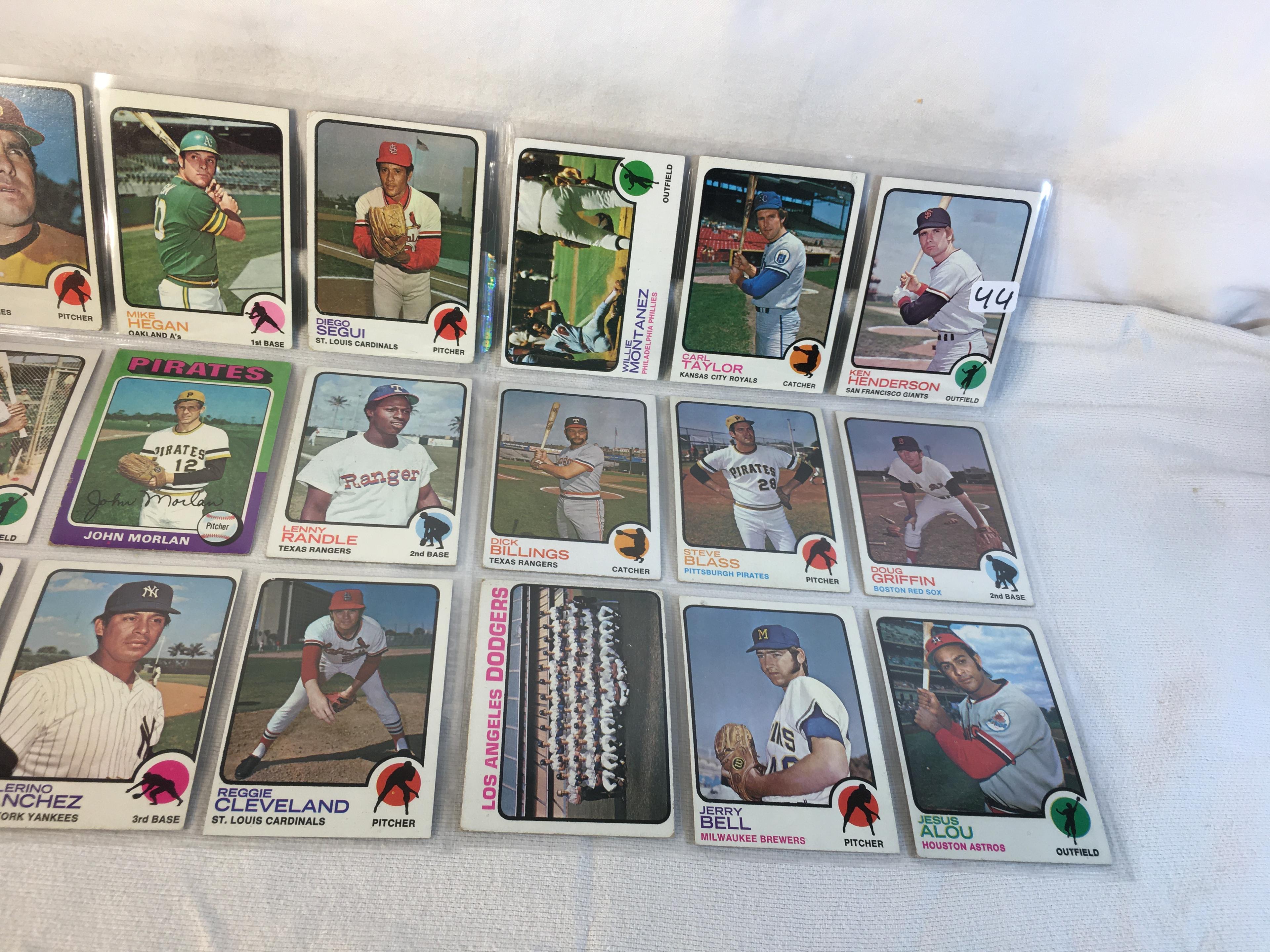 Lot of 18 Pcs Collector Vintage  MLB Baseball  Sport Trading Assorted Cards & Players - See Photos