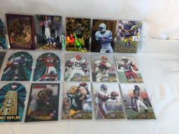 Lot of 18 Pcs Collector Modern NFL Football Sport Trading Assorted Cards & Players - See Pictures