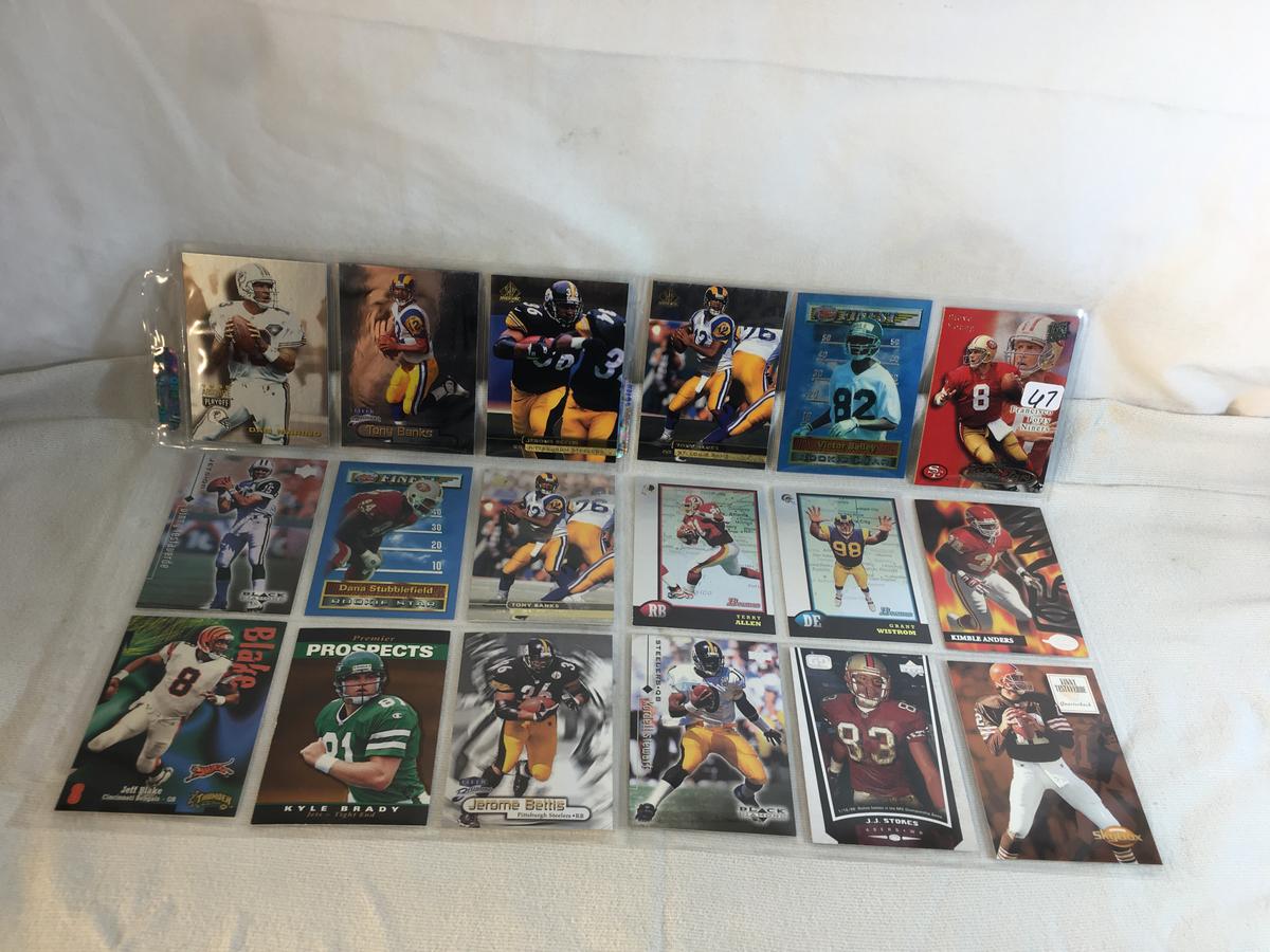 Lot of 18 Pcs Collector Modern NFL Football Sport Trading Assorted Cards & Players - See Pictures