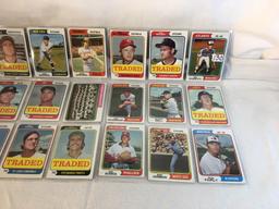 Lot of 18 Pcs Collector Vintage  MLB Baseball  Sport Trading Assorted Cards & Players - See Photos