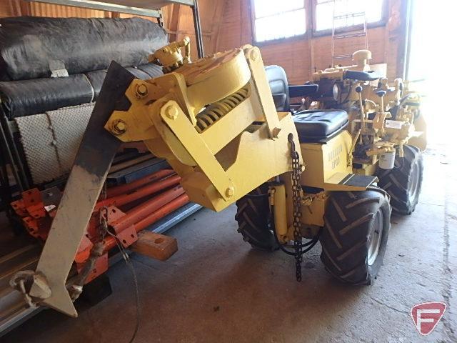 Burkeen DP30 4WD articulating plow, type Z790-205A, sn 371182022074