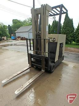 Crown electric standing forklift model 35RCTT, sn W-62112, 1032.4 hours showing