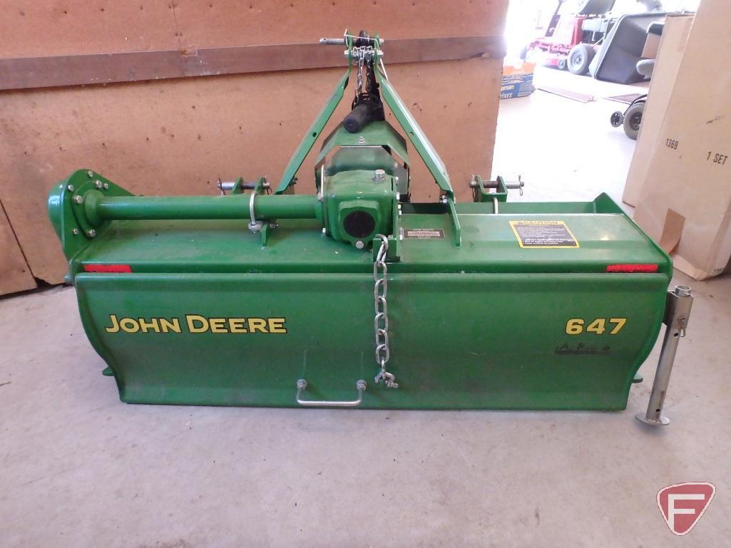 John Deere X720 Ultimate lawn and garden tractor, 171 Hours, ID No M0X720A032129,