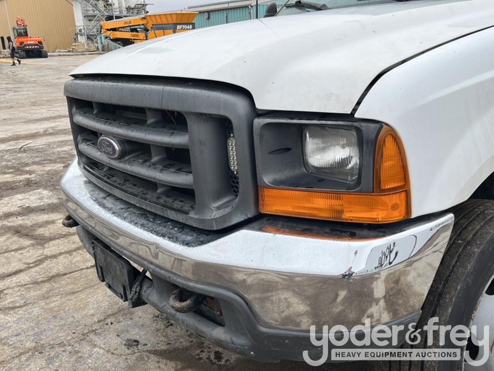 2000 Ford F550