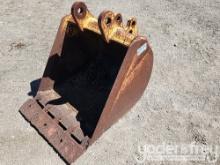 30" Backhoe Bucket