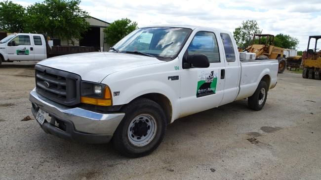 1999 FORD F250 SUPER DUTY PICKUP TRUCK, 235,744 mi,  EXTENDED CAB, TRITON V