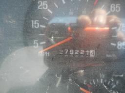1999 STERLING TRUCK TRACTOR, 279,221 mi,  DAY CAB, DETROIT 60 SERIES DIESEL