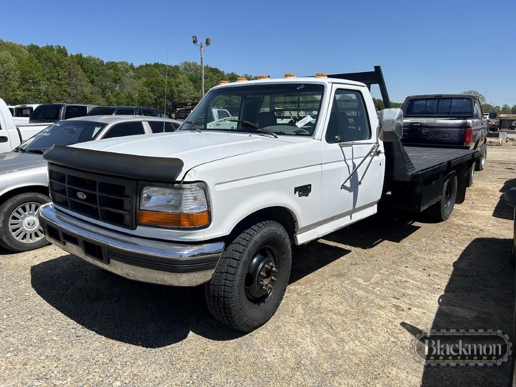 1997 FORD F350 FLATBED TRUCK, 211,148+mi  7.3 DIESEL, 5 SPEED, SINGLE AXLE,