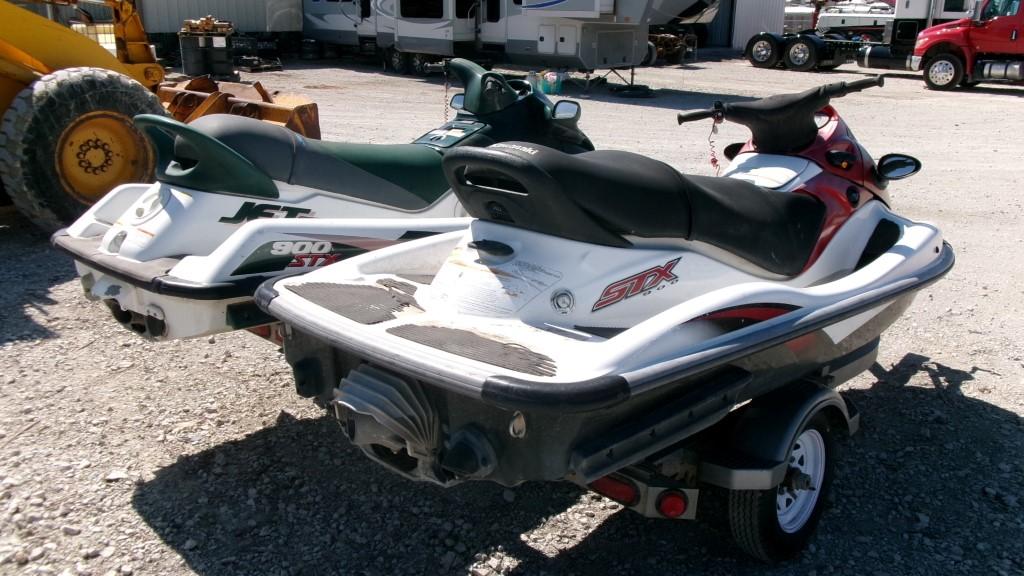 KAWASAKI 900 STX JET SKIS & TRAILER,  (2) UNKNOWN RUNNING CONDITIONS, NO TI