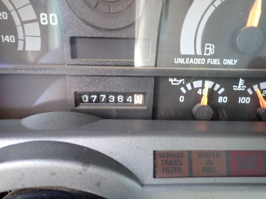 1999 CHEVROLET DUMP TRUCK, 77,364+ mi,  V8 GAS, 5 SPEED, SINGLE AXLE, SPRIN