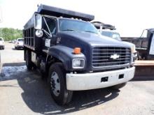 1999 CHEVROLET DUMP TRUCK, 77,364+ mi,  V8 GAS, 5 SPEED, SINGLE AXLE, SPRIN