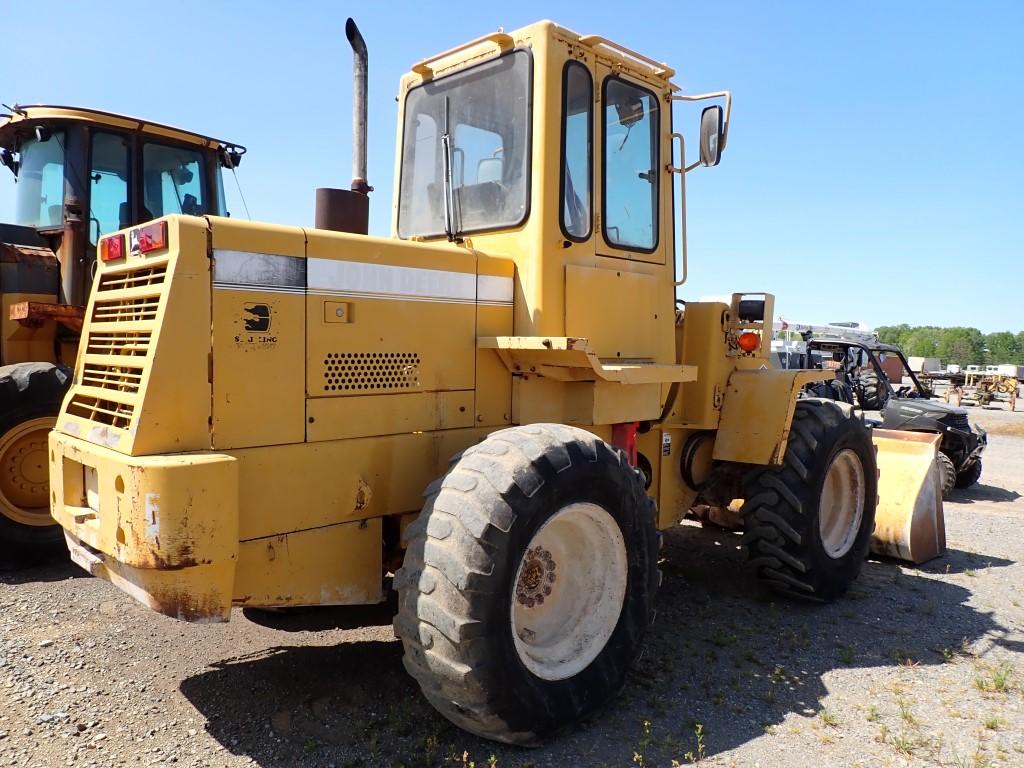 JOHN DEERE 444G FRONT END LOADER, 7286+ hrs,  ARTICULATED, CAB, AC, S# CK44