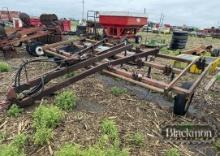 JOHN DEERE CHISEL PLOW,  13 PLOW