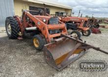 ALLIS CHALMERS D-17 WHEEL TRACTOR, 2300+ hrs  W/ LOADER, 3PT, 540 PTO, RUNS