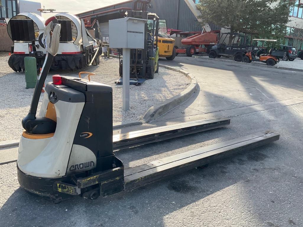 CROWN PALLET JACK MODEL WP3035-45, ELECTRIC , 24V, APPROX MAX CAPACITY 4500LBS, FORKS APPROX 8FT,