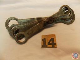 Sherman and Klove very old box end Wrench set, from 5/8 to 1 in. with original bolt