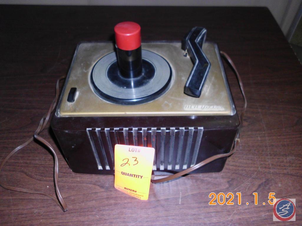 Vintage 1950's 45rpm Phonograph Player