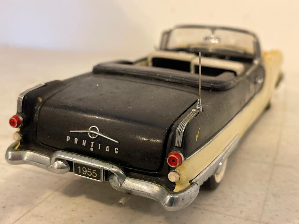 Franklin Mint 1955 Pontiac Star Chief - Has Defects