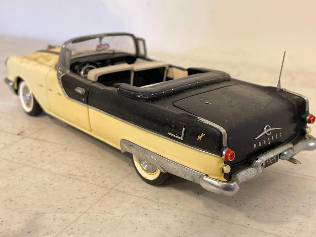 Franklin Mint 1955 Pontiac Star Chief - Has Defects