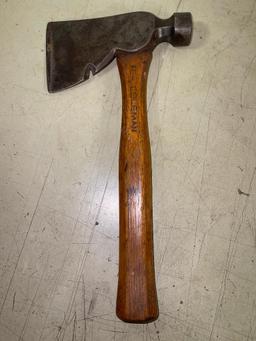 Vintage Belknap Blue Grass Hammer Hatchet Louisville, KY