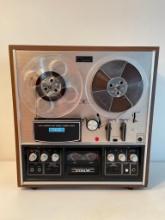 AKAI 1731W Reel to Reel Player