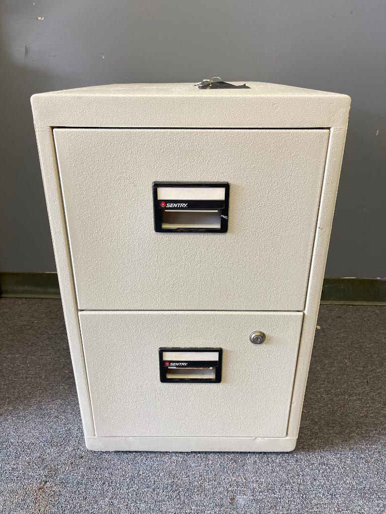 LOCKED Sentry 2 Drawer Filing Cabinet