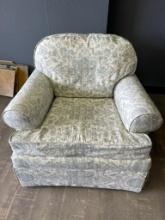 Decorative Swivel Rocker