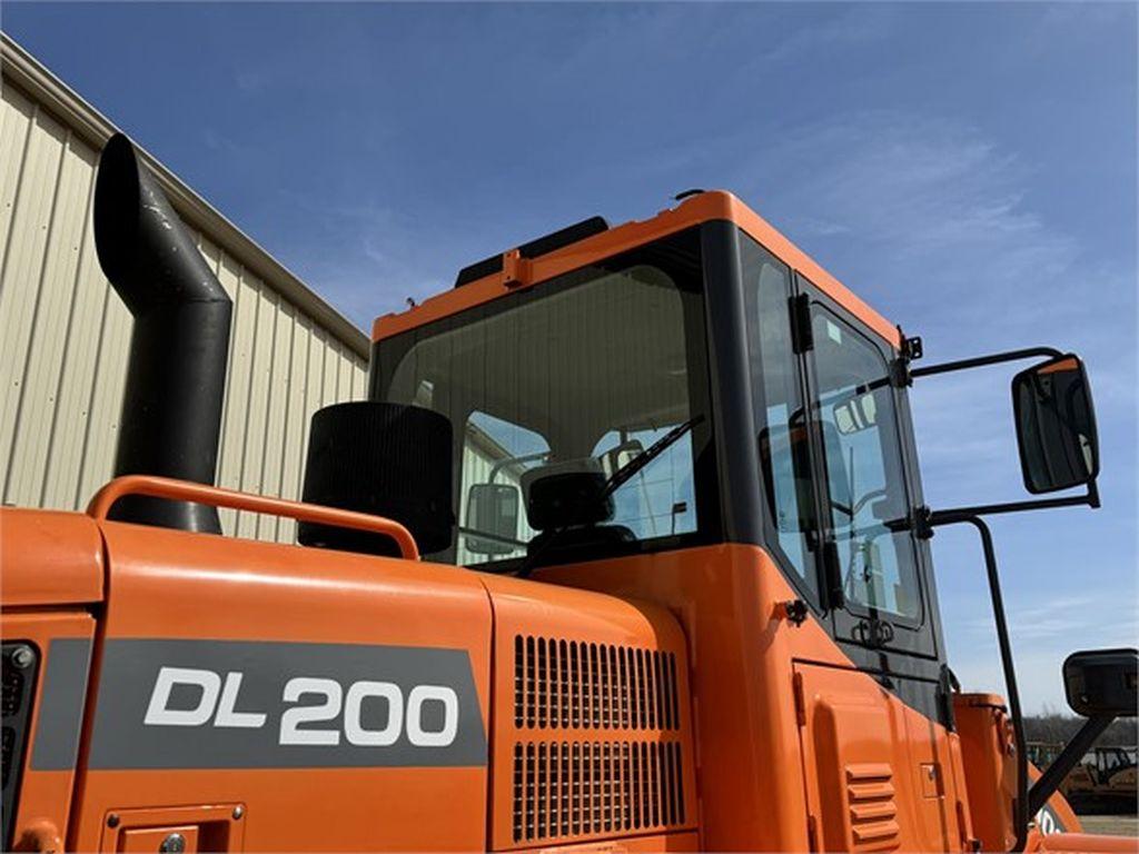 2012 DOOSAN DL200