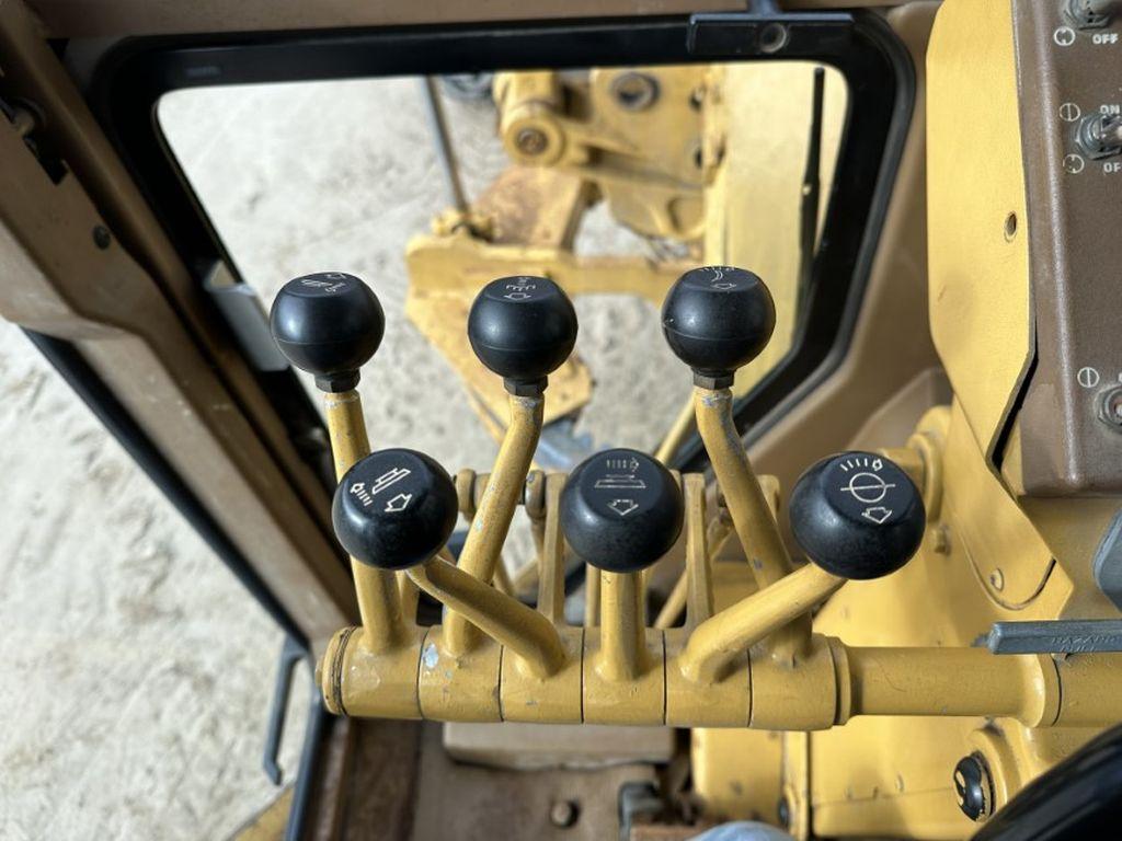 1986 CATERPILLAR 140G